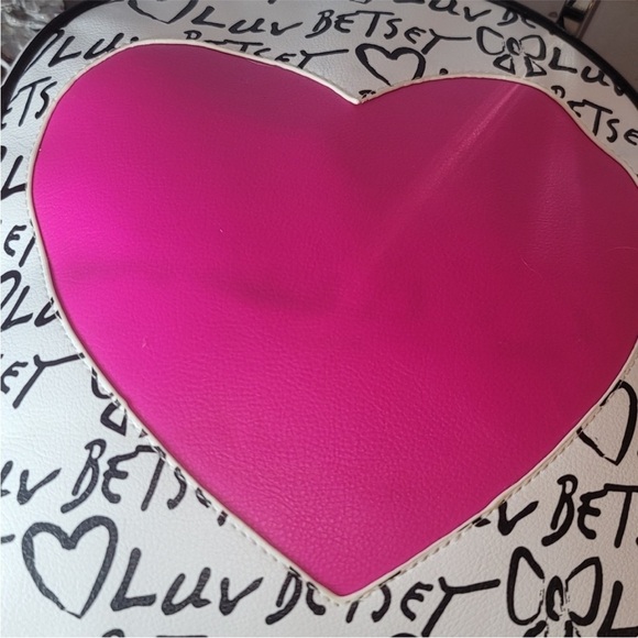 Betsey Johnson LUV Heart Backpack Hot Pink White Black - Picture 11 of 16